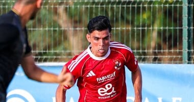 أشرف بن شرقي.. القوّة والشخصية أساس النجاح في الأهلي ووفرة النجوم تعزز الفريق – فيديو