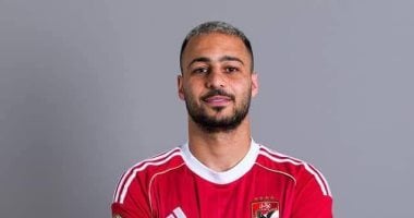طبيب الأهلي يجري الكشف الطبي على أحمد رمضان بيكهام في معسكر تونس اليوم 2025