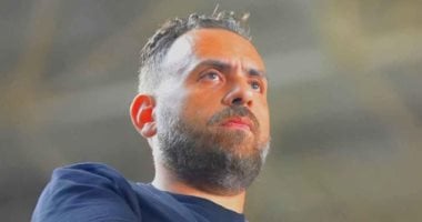 جون إدوارد يفضل متابعة مباريات الزمالك من المدرجات بدلاً من الجلوس على دكة البدلاء في 2025