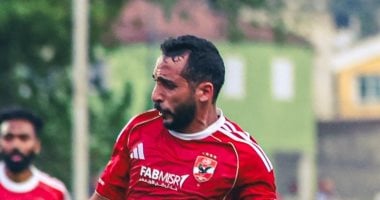 ريبيرو يفكر في عودة كريم فؤاد لمنصب الجبهة اليسرى في مواجهة الأهلي وفاركو 2025