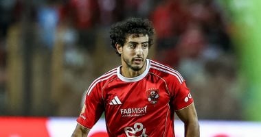 محمد هاني يقود الجبهة اليمنى للأهلي في مواجهة بيراميدز 2025