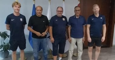 مصطفى عزام وعلاء نبيل يجتمعان مع وفد الاتحاد النرويجي.. تطوير مهارات المدربات واللاعبات في 2025