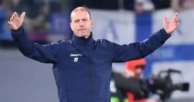 جيس ثورب يعتمد على طاقم كامل من المدرب العام والمساعدين والحراس ومخطط الأحمال مع الأهلي في 2025.. فريق متكامل لدعم الأداء