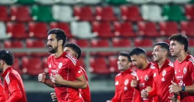 رعد وأمطار تغمران مران الأهلي الأول في بوروندي.. إيجل نوار يتألق بدوري الأبطال 2025 صور